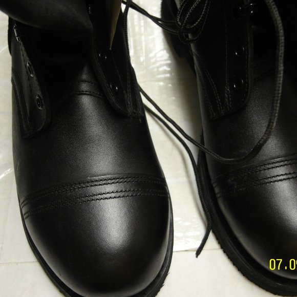 Addison safety boots. - Picture 2 of 8